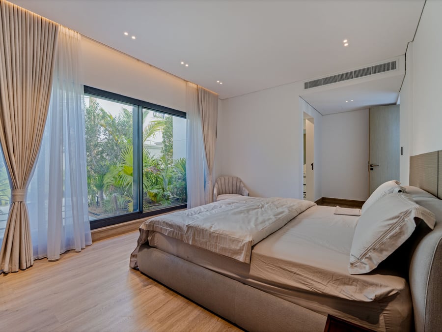 Palm Jumeirah Villa for Sale - Image 9