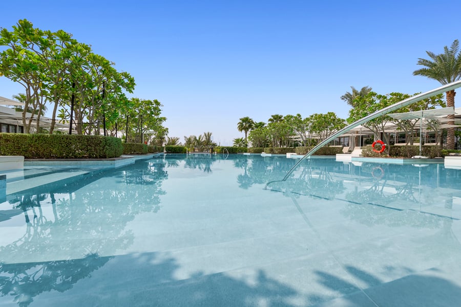 Palm Jumeirah 3 Bedrooms Apartment for Rent Yearly - Image 12