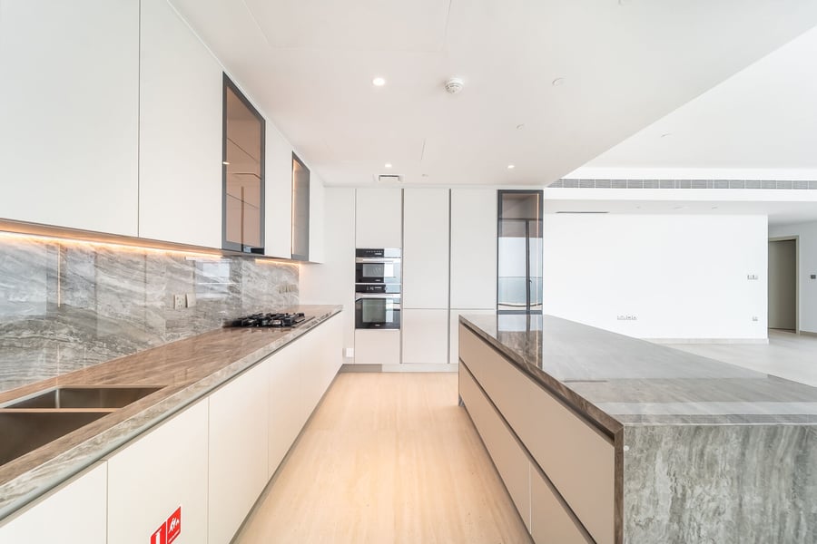Palm Jumeirah 4 Bedrooms Apartment for Rent yearly - Image 13